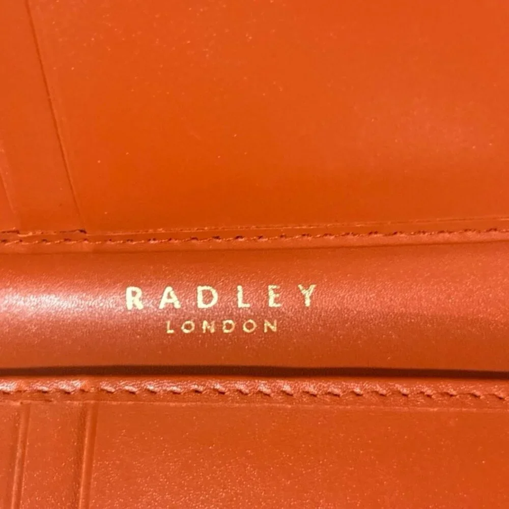 Radley London Scottie Dog Leather Wallet Zip Around Burgundy - Picture 12 of 12